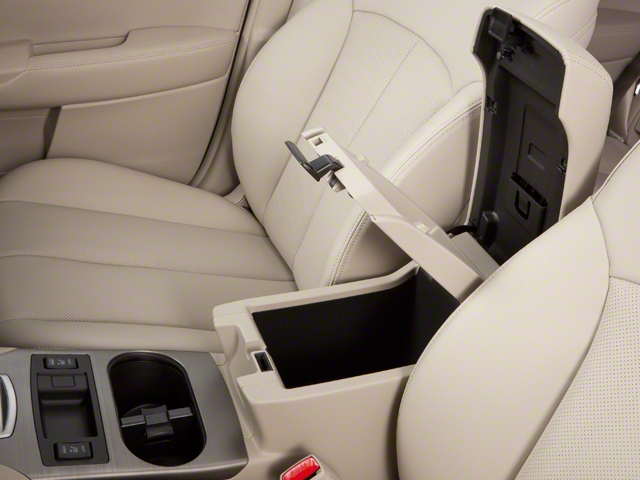 2010 Subaru Outback Ltd Pwr Moon/Navigation