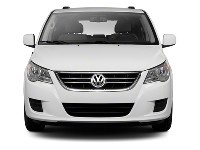 2010 Volkswagen Routan SEL Minivan 4D