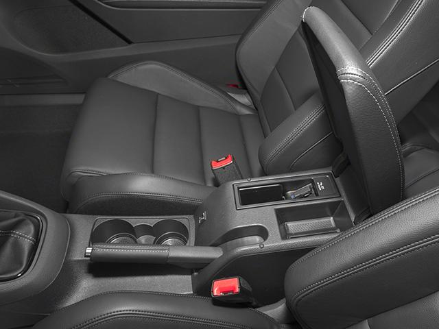 2012 Volkswagen Golf R R Hatchback 2D