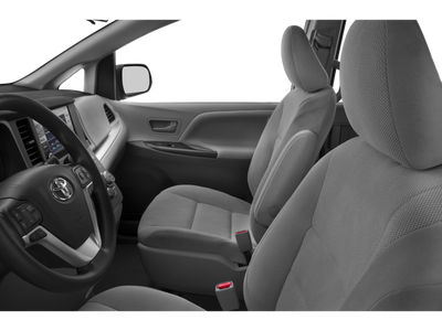 2018 Toyota Sienna XLE Minivan 4D