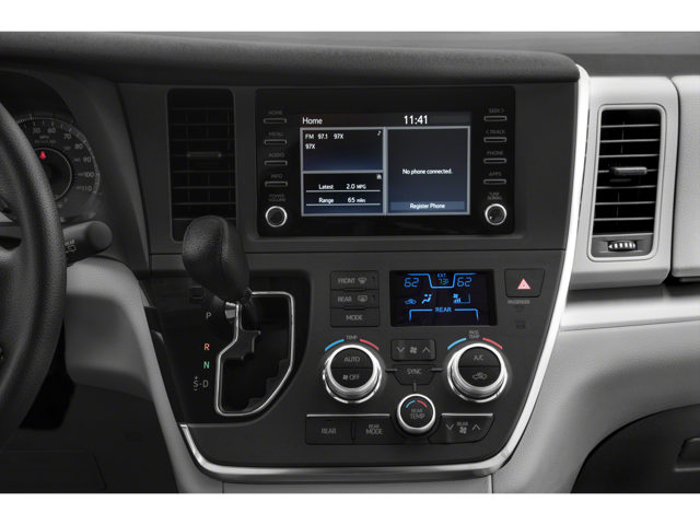 2018 Toyota Sienna XLE Minivan 4D