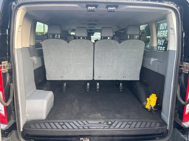 2017 Ford Transit Wagon XL w/Low Roof w/60/40 Side Door Van 3D