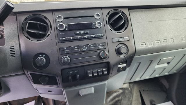 2015 Ford Super Duty F-250 SRW XL Pickup 4D 8 ft