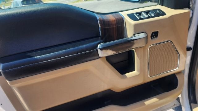 2015 Ford F-150 Lariat Pickup 4D 5 1/2 ft