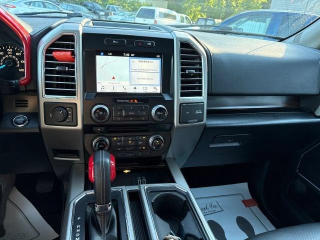 2016 Ford F-150 Lariat Pickup 4D 5 1/2 ft