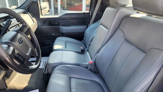 2013 Ford F-150 XL Pickup 2D 8 ft