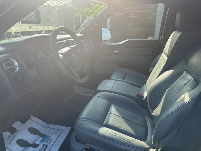 2013 Ford F-150 XL Pickup 2D 8 ft