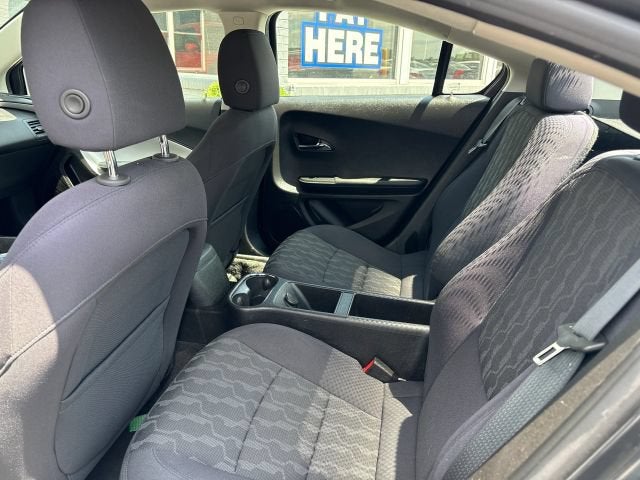 2014 Chevrolet Volt Sedan 4D