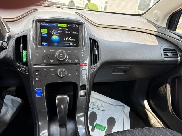2014 Chevrolet Volt Sedan 4D