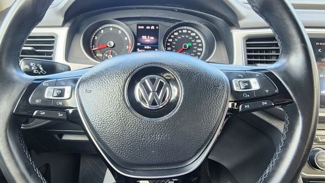 2018 Volkswagen Atlas SE 4Motion w/Tech Pkg Sport Utility 4D