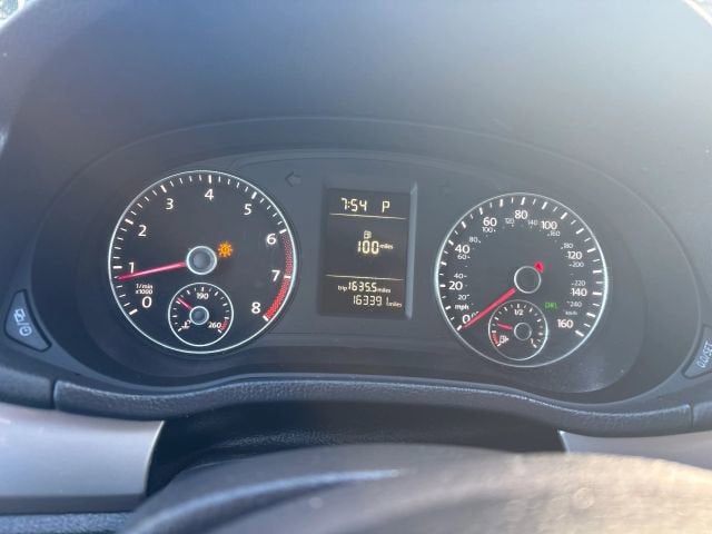 2014 Volkswagen Passat 1.8T S Sedan 4D