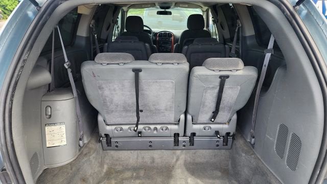 2005 Chrysler Town & Country LX