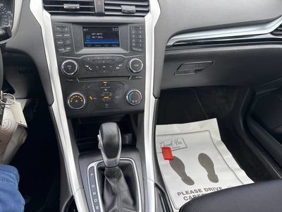 2015 Ford Fusion SE