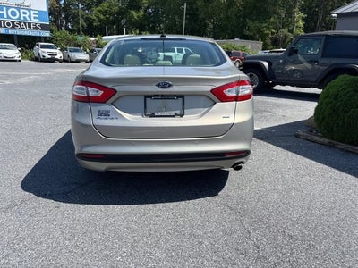 2015 Ford Fusion SE