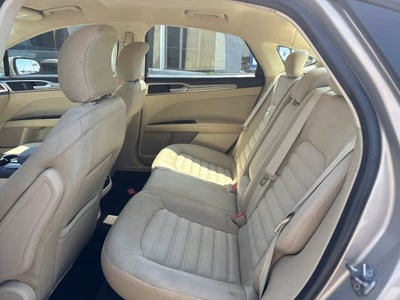 2015 Ford Fusion SE