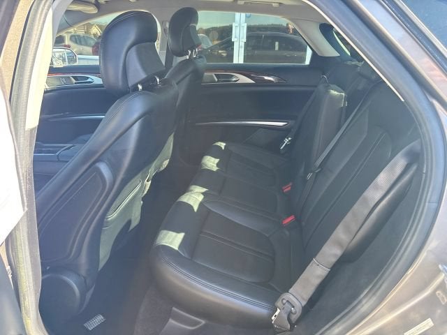 2016 Lincoln MKZ Sedan 4D
