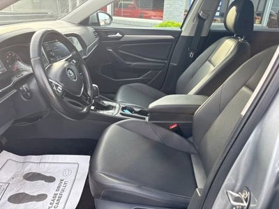 2019 Volkswagen Jetta 1.4T R-Line Sedan 4D