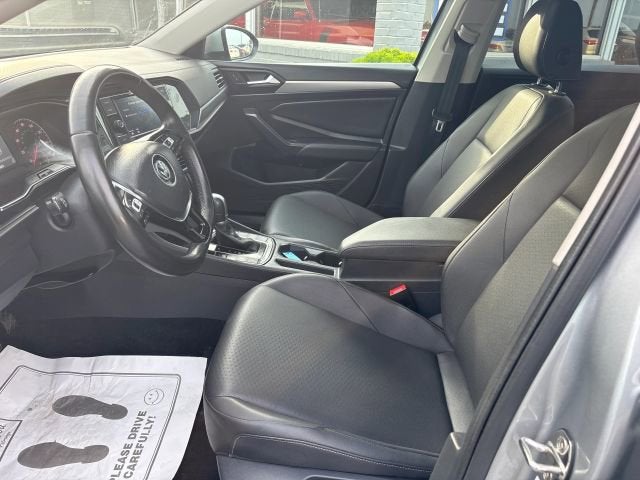 2019 Volkswagen Jetta 1.4T R-Line Sedan 4D