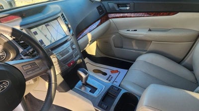 2010 Subaru Outback Ltd Pwr Moon/Navigation