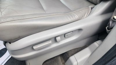 2012 Honda Odyssey Touring Elite Minivan 4D