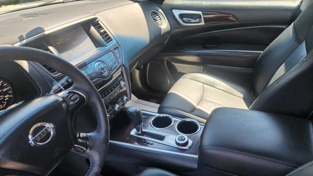 2015 Nissan Pathfinder SL