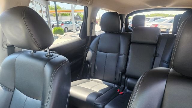 2015 Nissan Pathfinder SL
