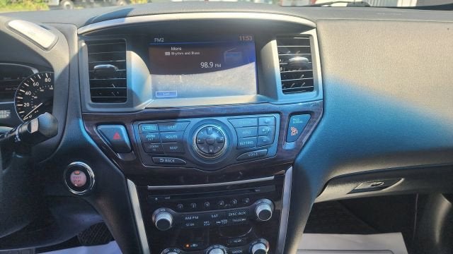 2015 Nissan Pathfinder SL