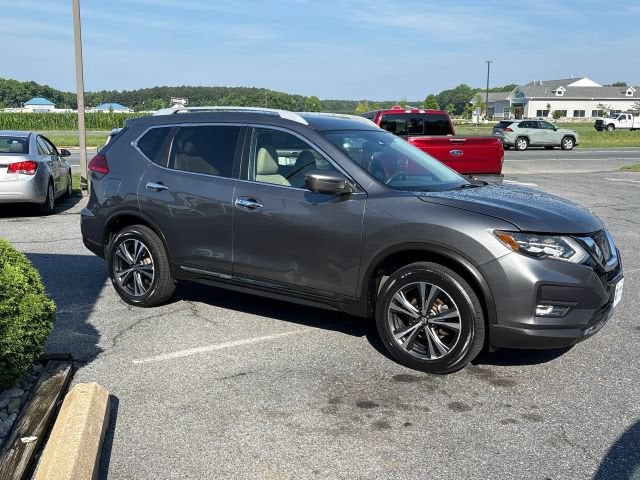 2017 Nissan Rogue SL