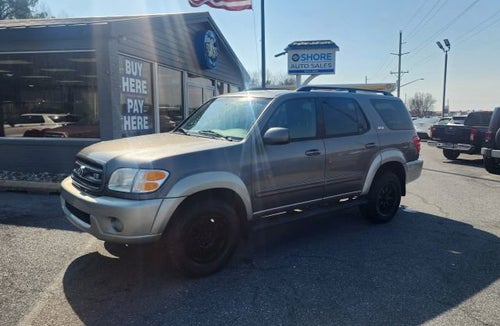2004 Toyota Sequoia SR5