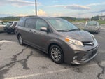2018 Toyota Sienna XLE Minivan 4D