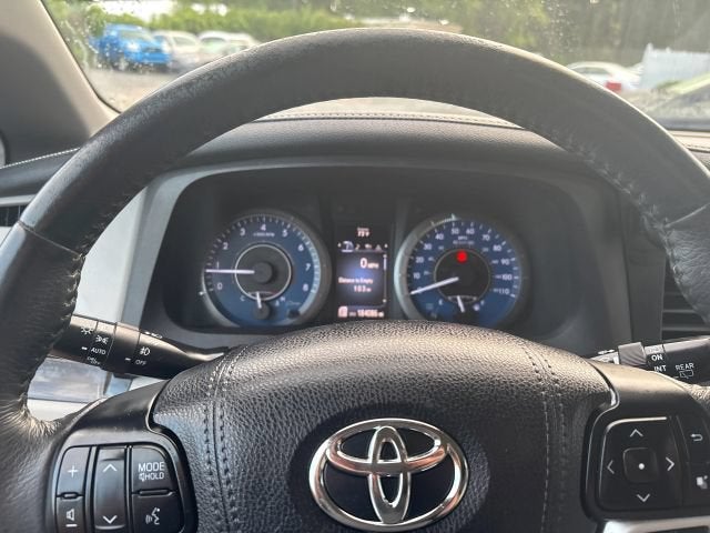 2018 Toyota Sienna XLE Minivan 4D