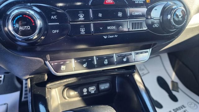 2017 Kia Sorento SXL V6