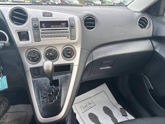 2009 Pontiac Vibe w/1SB