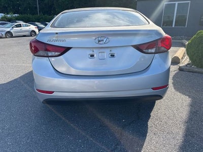 2016 Hyundai Elantra SE